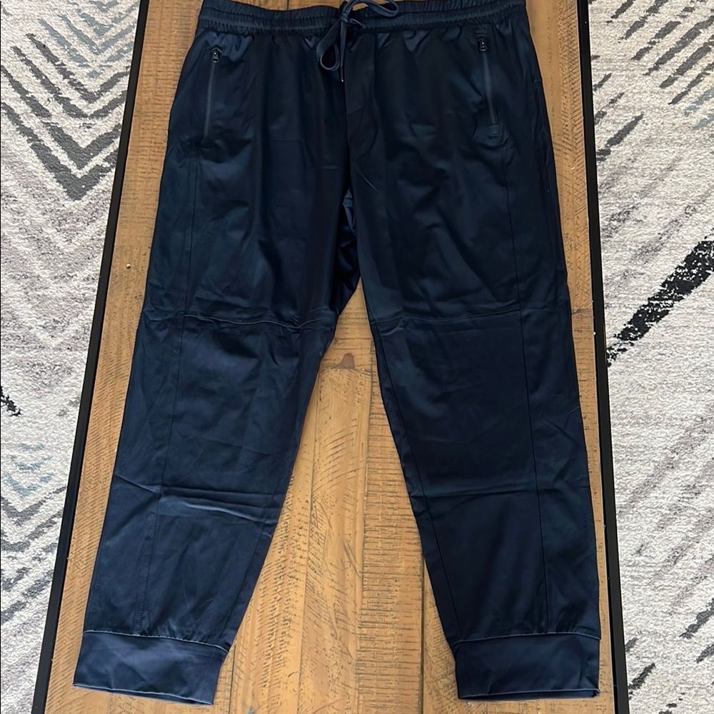 Tilley Women's Black Pants